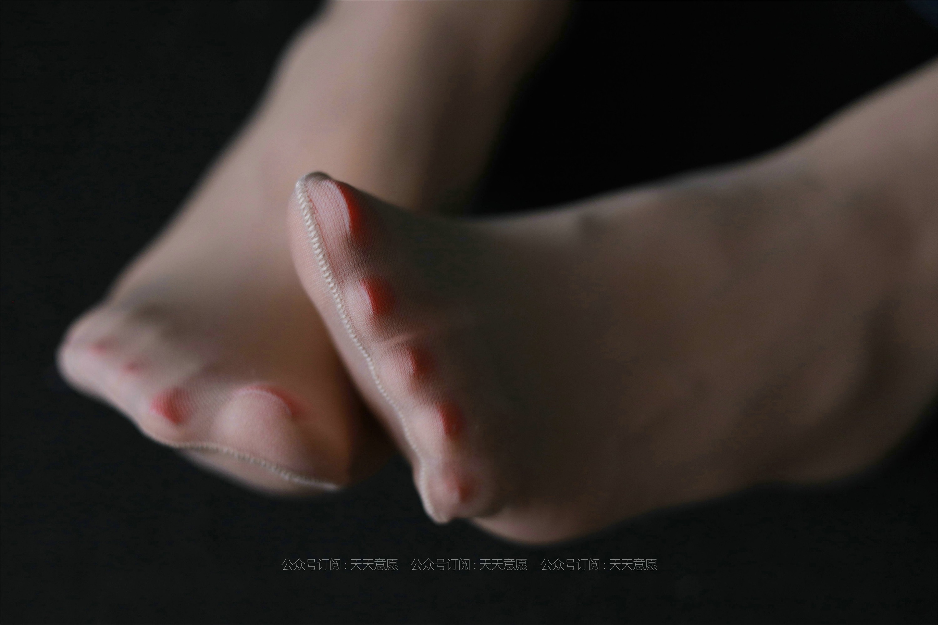 IESS异思趣向  2021.08.04 丝享家879：美子《美背库里丝》